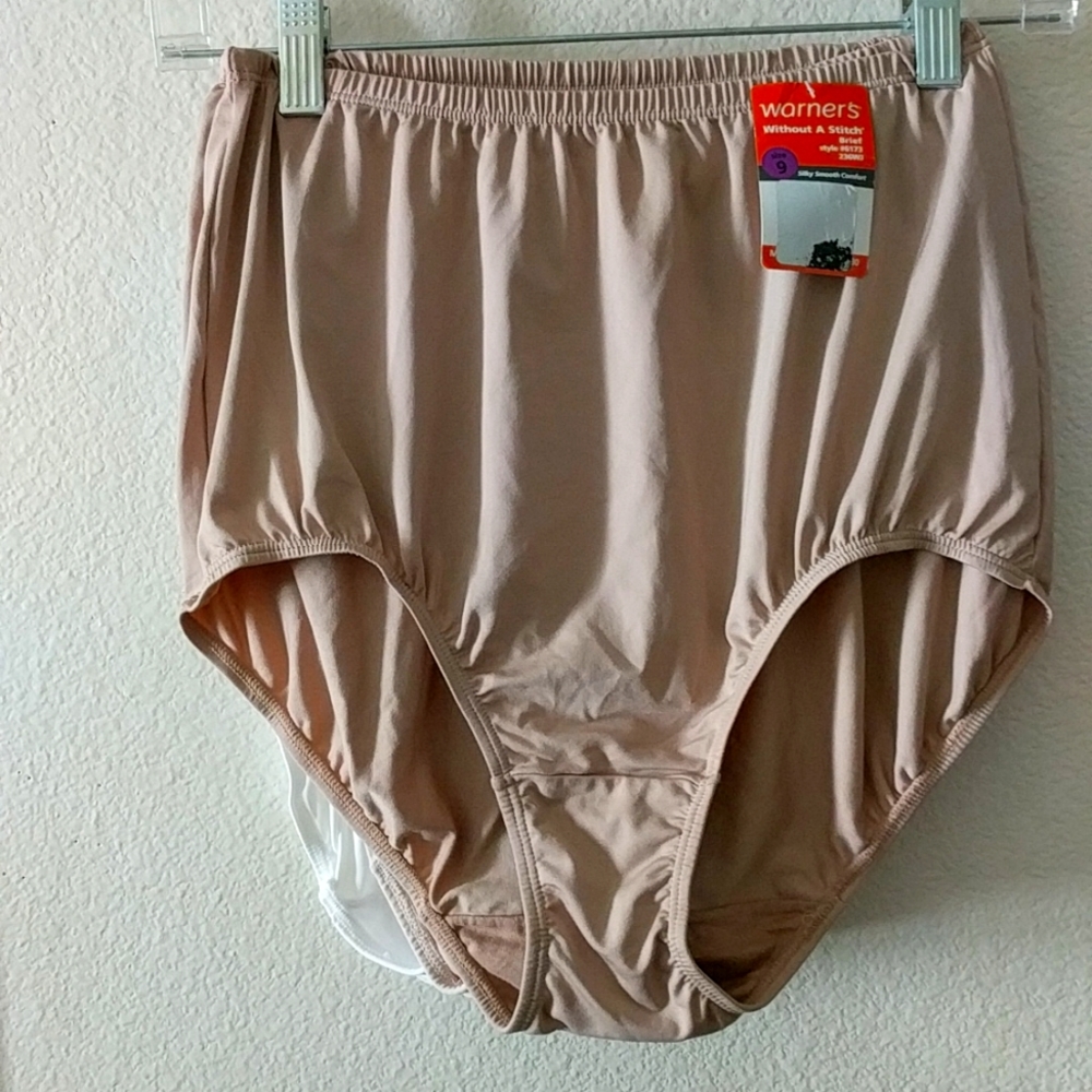 Warner's Woman's Brief Underwear 🩲